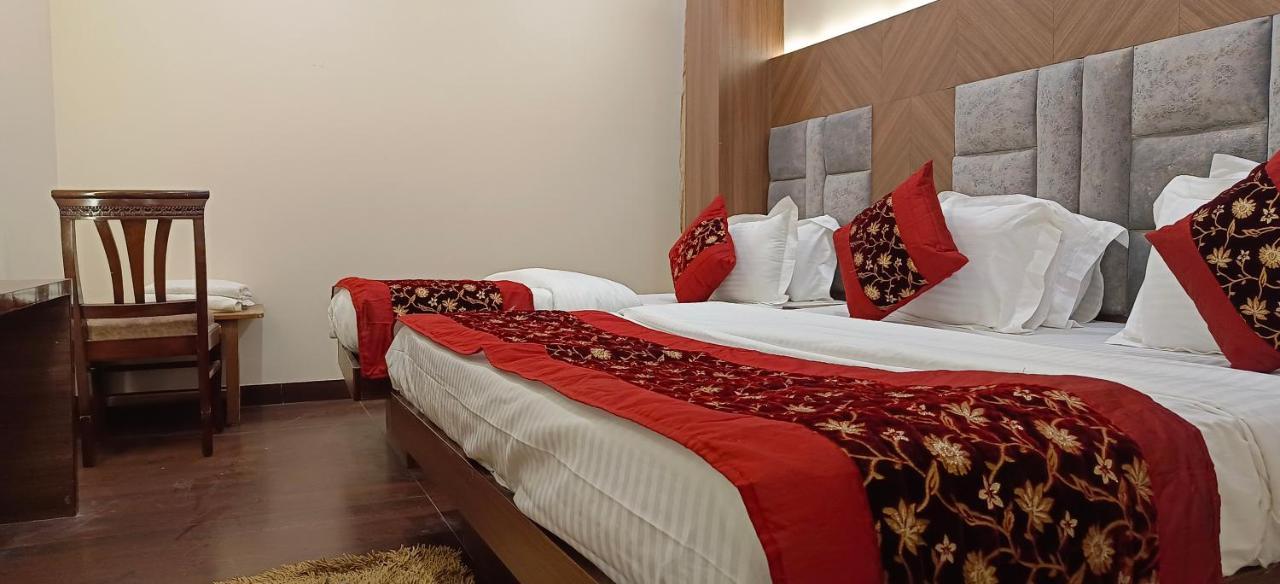 Hotel Batra Home Nizamuddin Yeni Delhi Dış mekan fotoğraf