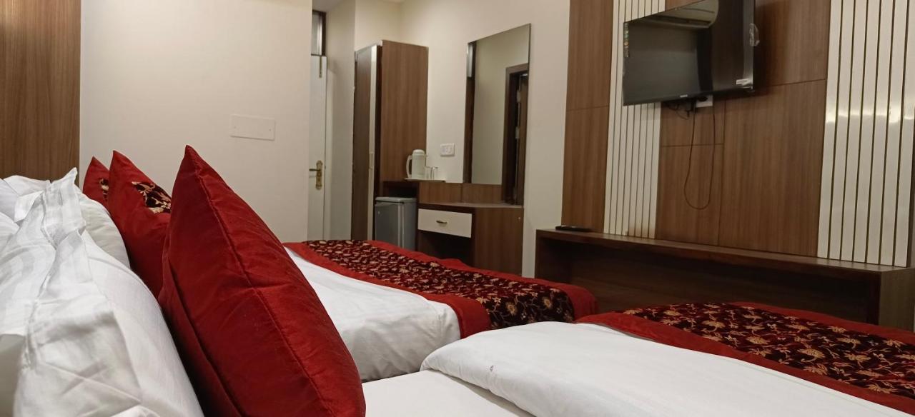 Hotel Batra Home Nizamuddin Yeni Delhi Dış mekan fotoğraf