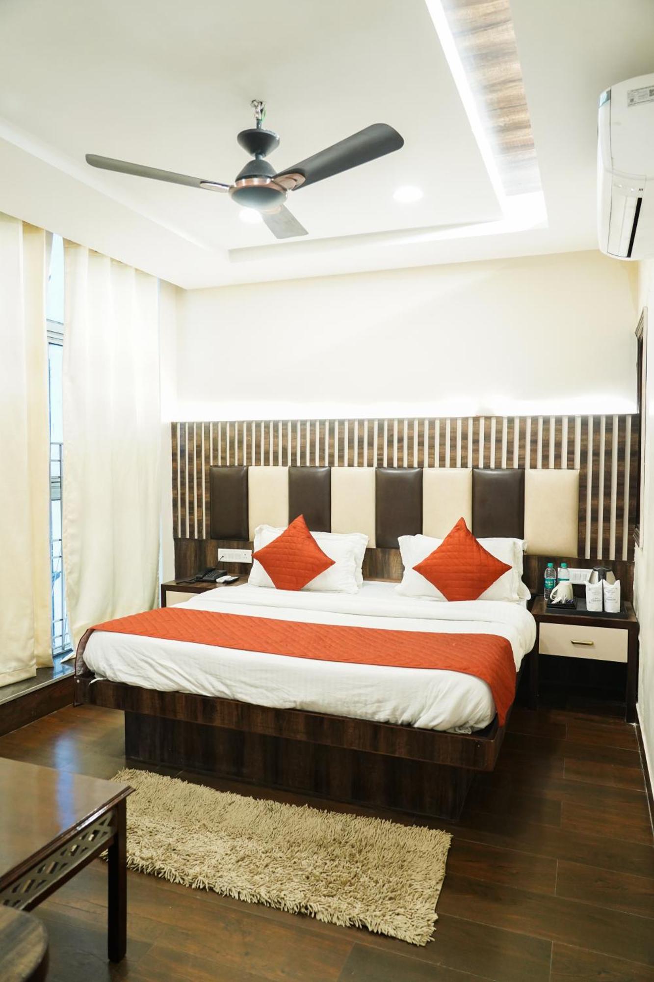 Hotel Batra Home Nizamuddin Yeni Delhi Dış mekan fotoğraf