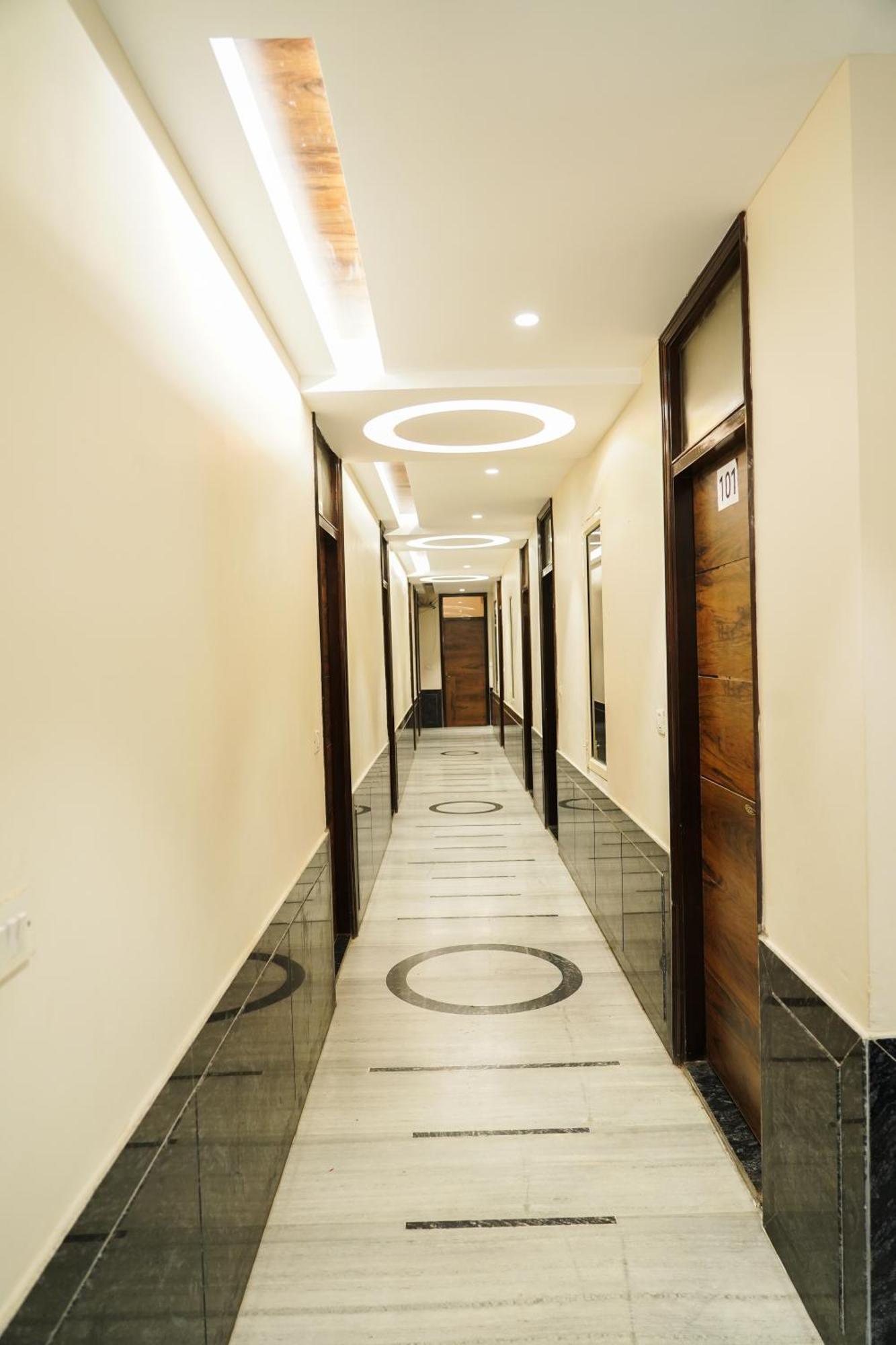 Hotel Batra Home Nizamuddin Yeni Delhi Dış mekan fotoğraf