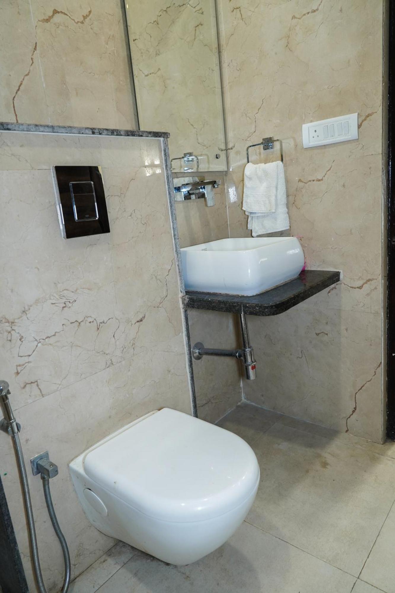 Hotel Batra Home Nizamuddin Yeni Delhi Dış mekan fotoğraf