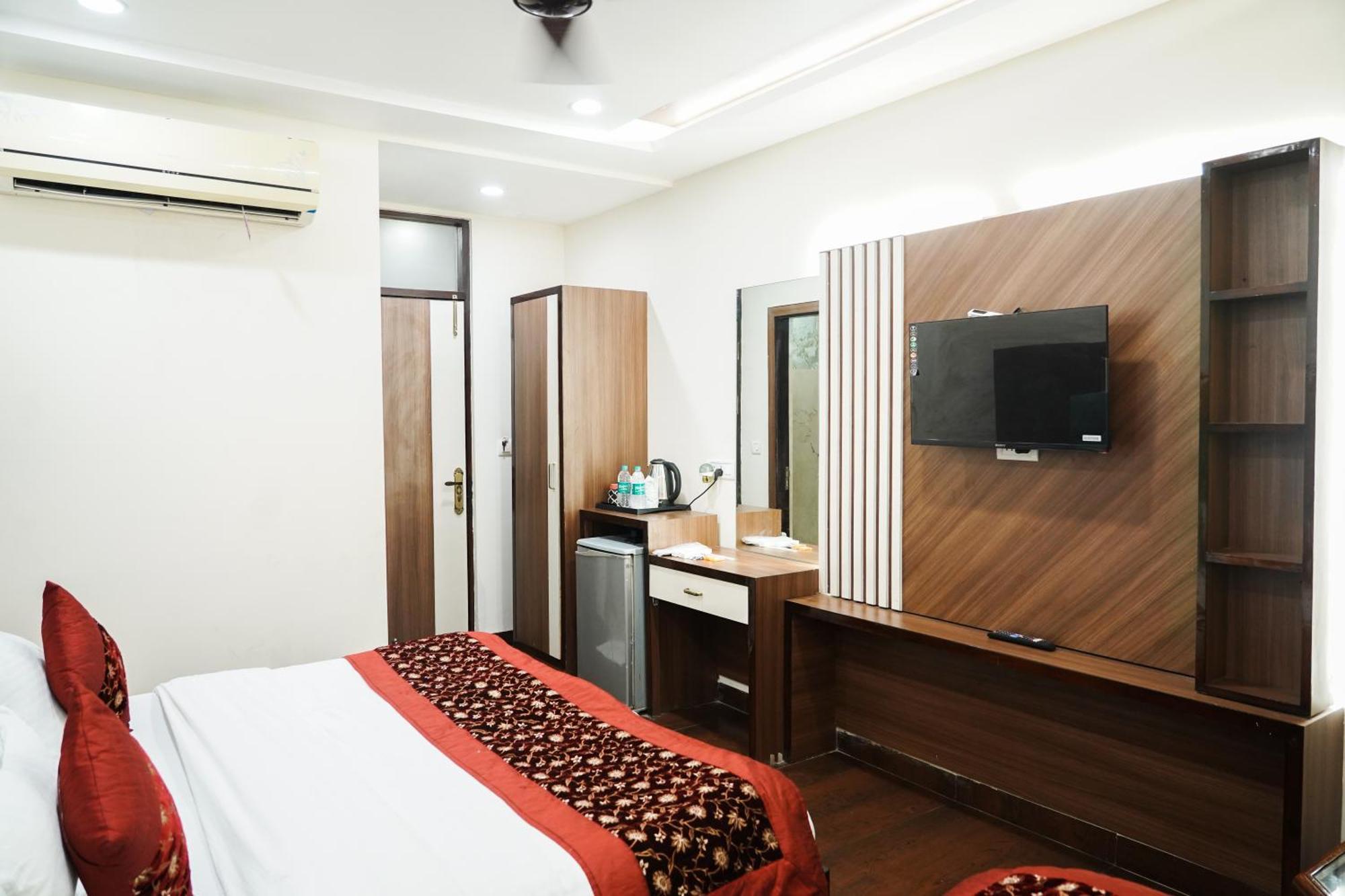 Hotel Batra Home Nizamuddin Yeni Delhi Dış mekan fotoğraf
