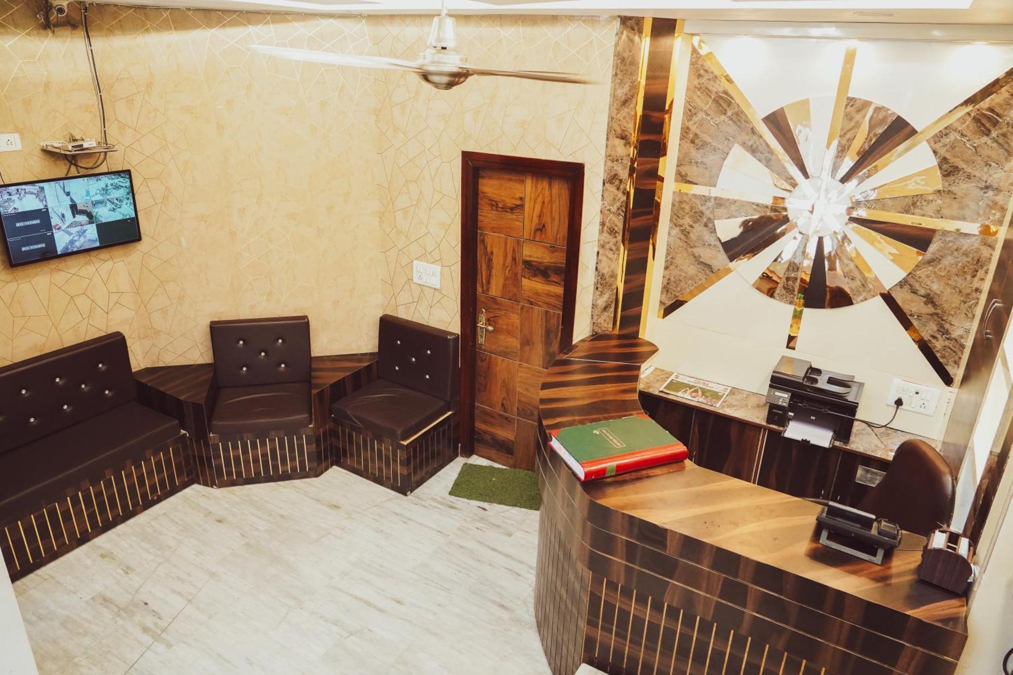 Hotel Batra Home Nizamuddin Yeni Delhi Dış mekan fotoğraf